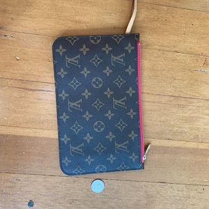 Louis Vuitton purse /accessory
